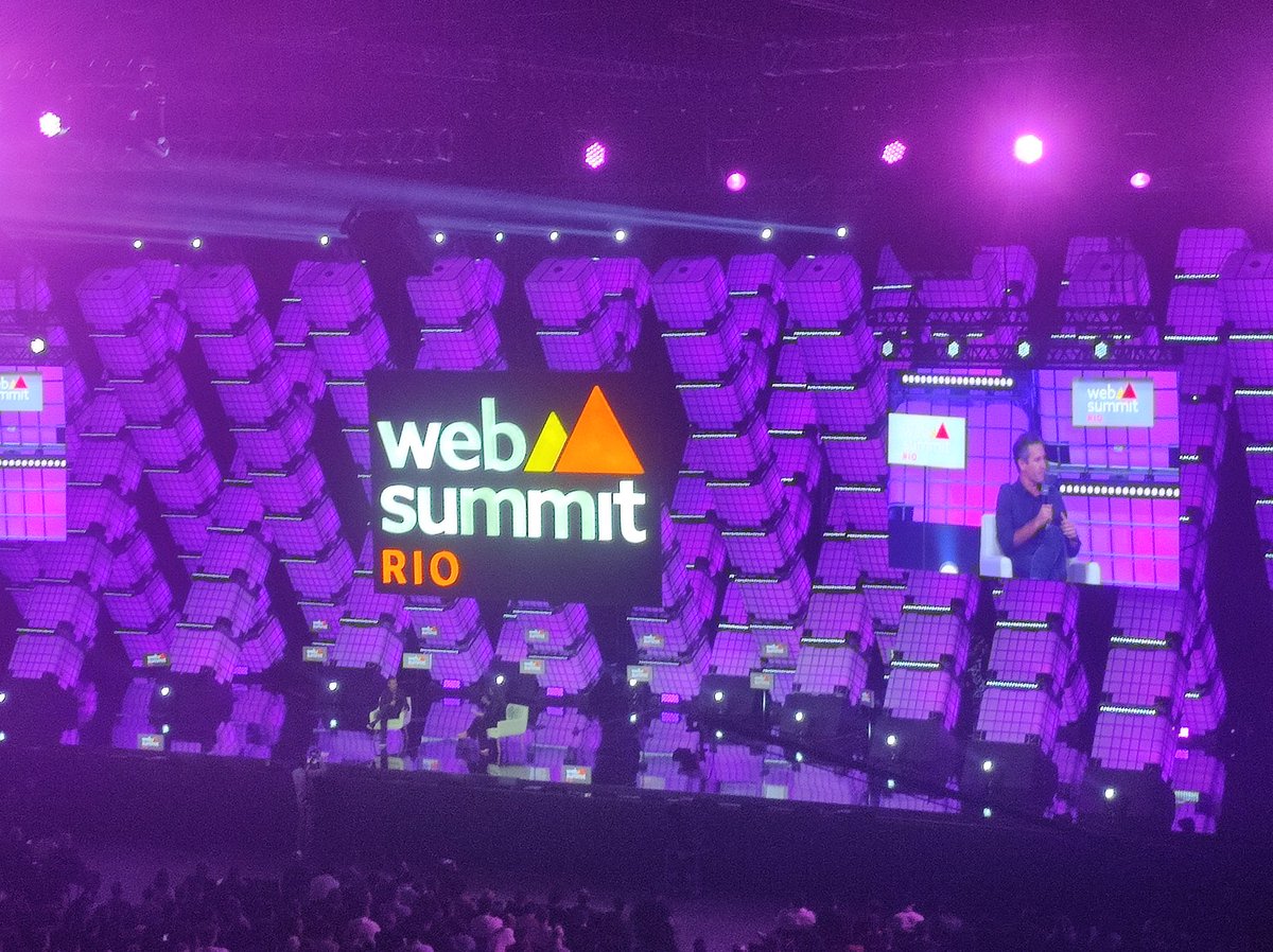 <a href="/velez_david/">David Velez</a> sharing the interesting history behind Nubank 👏 👏 <a href="/EburyLabs/">Ebury Labs</a> <a href="/WebSummitRio/">Web Summit Rio</a>