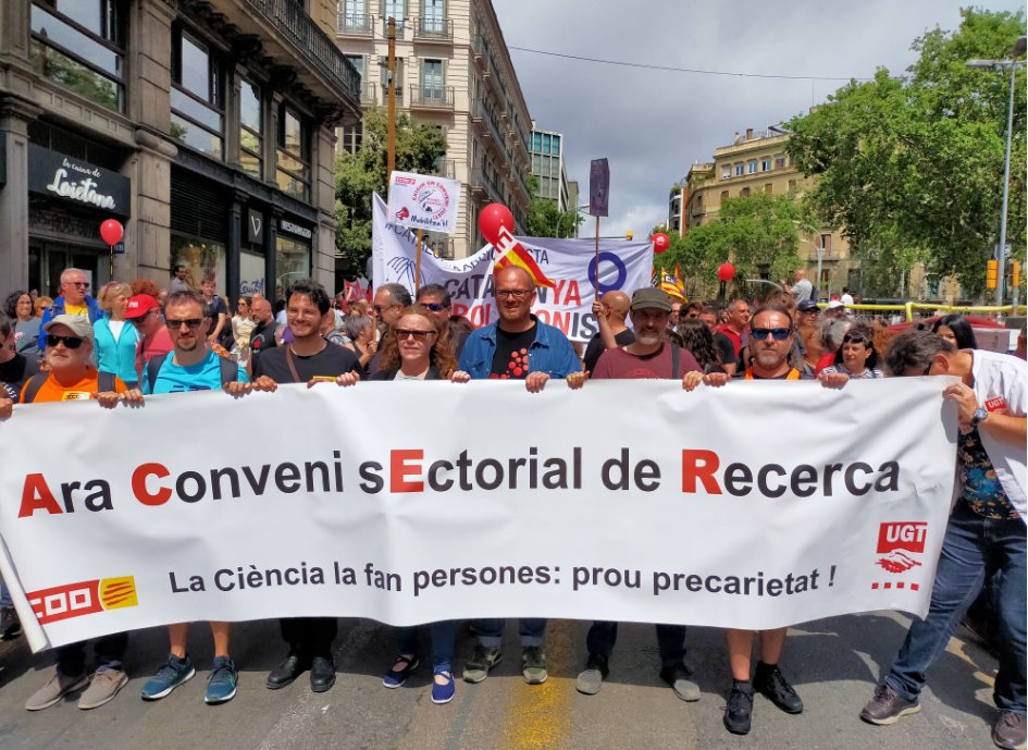 <a href="/CIR73245125/">CIR</a> <a href="/PauVilassar/">Pau Morales Romero</a> <a href="/adriaguevara_/">Adrià Guevara</a> Compañeros de <a href="/CIR73245125/">CIR</a> ayer 1 de mayo en BCN

Quizás la patronal <a href="/ACER_Recerca/">ACER</a> quiera retuitear 😉