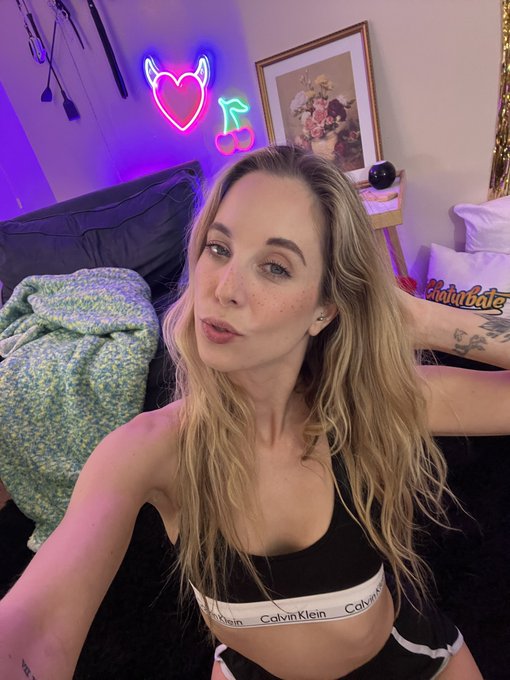 TW Pornstars - Millie Morgan💘. Pictures and videos from Twitter.