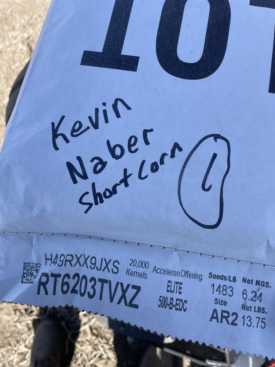 I would like to <a href="/kevinnaber2/">kevin naber</a> for partnering with <a href="/ChannelSeed/">Channel Seed</a> Seedsman <a href="/BrianBergen28/">nunsneI_wlheIas</a> with <a href="/3d_supply/">3D Supply Co   🇺🇸</a> on this #EXCITING <a href="/BayerTraits/">Bayer Traits & Systems</a> Preceon Smart Corn System short corn MD trial!  <a href="/FieldView/">FieldView</a>