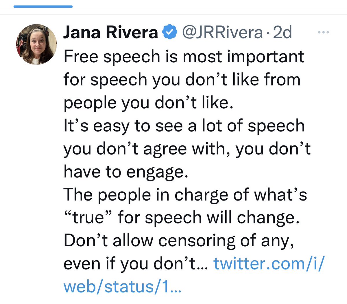 MaureenLbaro tweet media