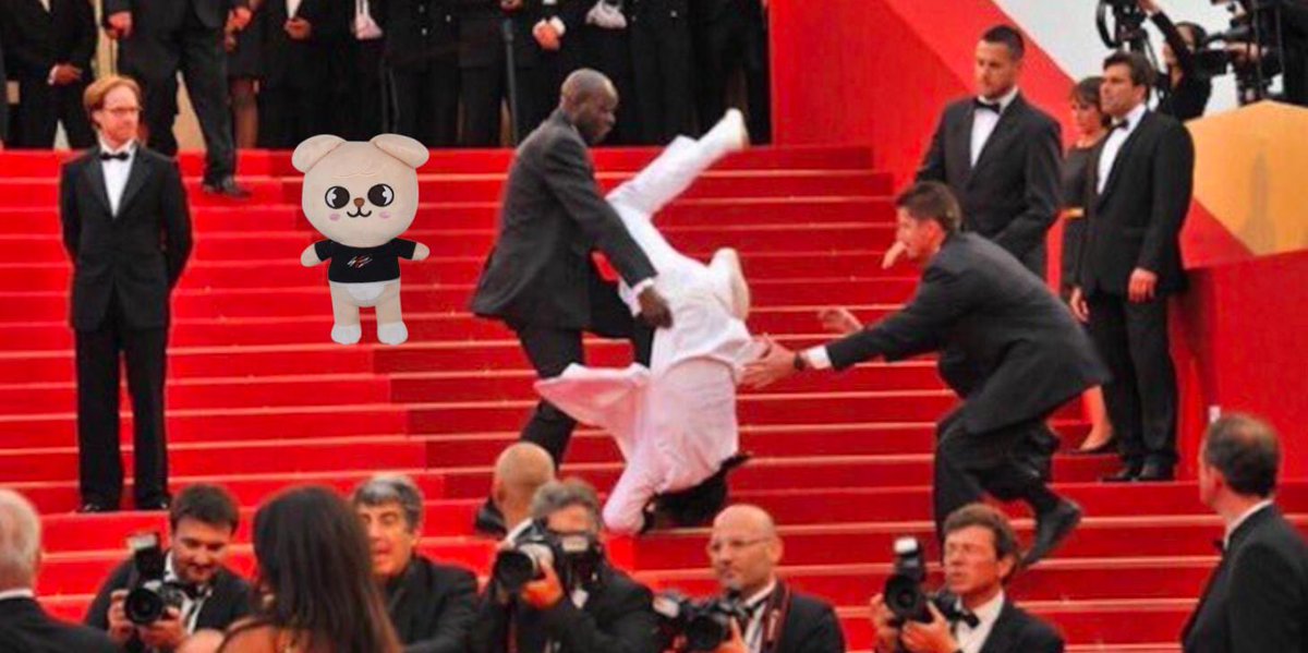 PUPPYM FACT: puppym tripped jason derulo on the stairs at the Met Gala!