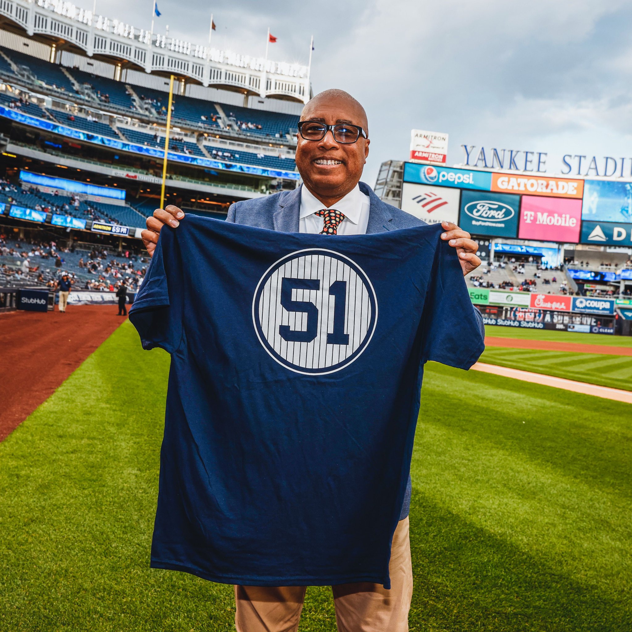 New York Yankees on Twitter "Tonight we presented Yankees legend