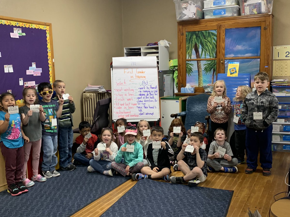 HydeKindergart1's tweet photo. We are now 1st graders in training. We discussed 1st grade expectations. #GoWarriors #MakeADidference @HydePrincipal @HydeElem https://t.co/3PRlGXoriR