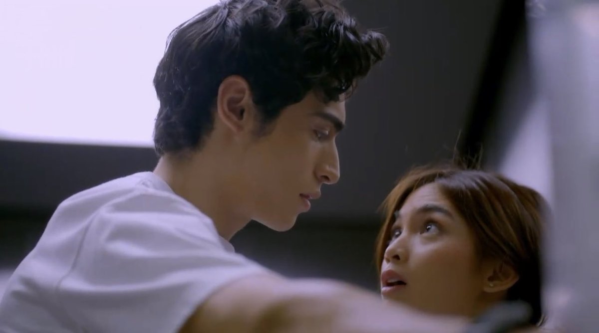 Criz_3113's tweet photo. MarVen’s chemistry is overflowing! Hoping more projects for these two please! 🔥🙏🏻

#TheRainInEspaña #TRIEep1 #LuKal https://t.co/1neFL7Y6XC