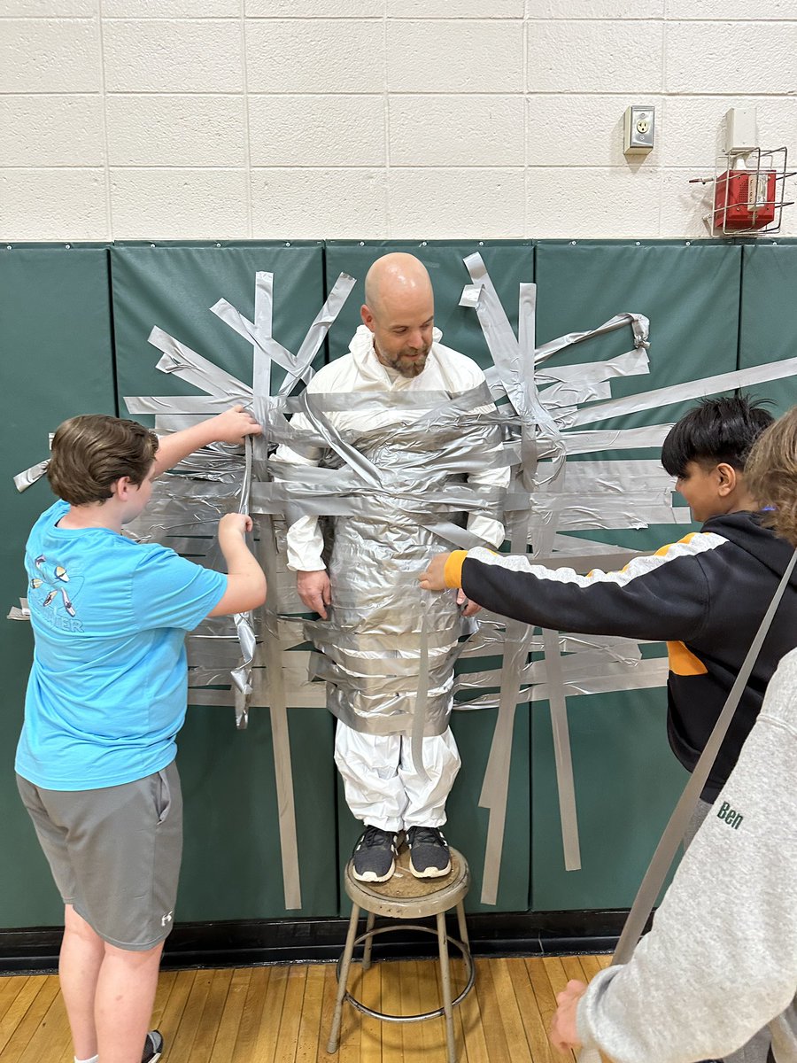 mcgeespartans's tweet photo. Special thanks to Mr. Chiaverini for helping our Quest students raise money for leukemia research! McGee students donated money and got the chance to tape our assistant principal to the wall 😂 https://t.co/MEcIzT4bNo