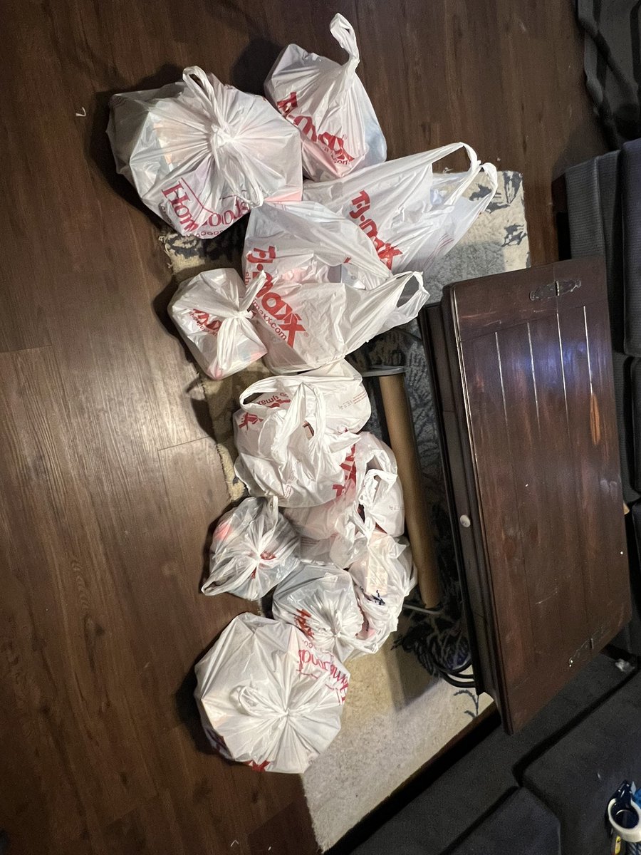 FbaJeff's tweet photo. What $1,000 from TJ Maxx and Marshall’s looks like https://t.co/cFaVyyL07e