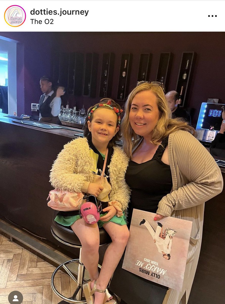 LeanneSnooks's tweet photo. I’m baaaaaacccccckkkkkk 💁🏼‍♀️🤣

@Dotties_journey …..
My 37492 attempt this week to get @ollymurs or someone @ModestMgmt @sarahmodestmgmt to get in touch please 🥰 

@ParagonCC_UK @LeycolPrinters https://t.co/ABS8NzVqe5