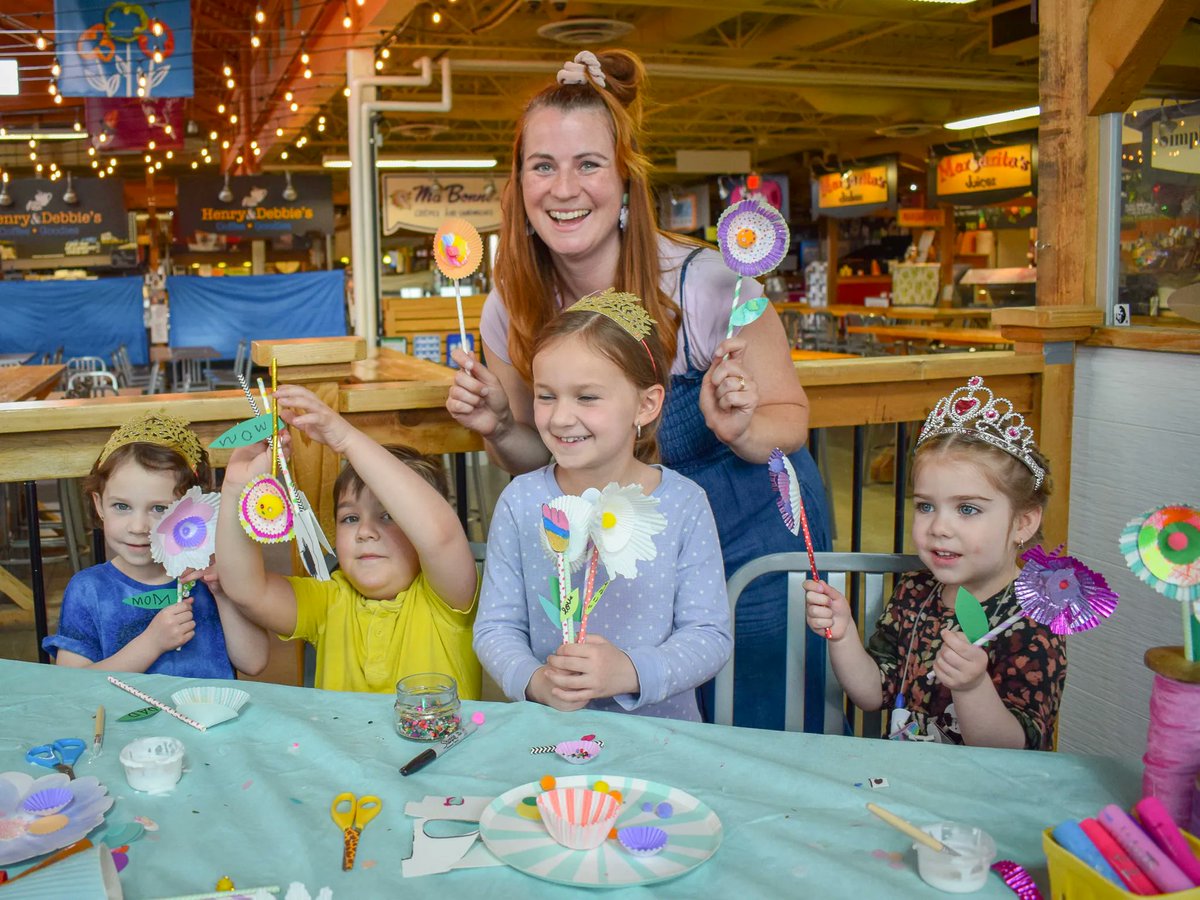 Ready to create a special gift for Mom this Mother's Day? Join us at South Calgary Farmers' Market on May 13th for a fun-filled class of creativity and crafting. 

Register now!
➡buff.ly/42d573d 

📍South Location: 510 77th Avenue SE

#CalgaryMothersDay #CalgaryEvents
