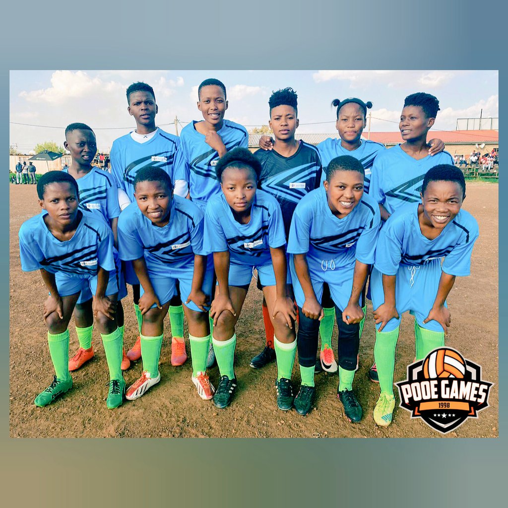 pooe_games's tweet photo. 💯⚽Easter Games 2K23
Women soccer champions🏆
Well done🎉👏🏽👏🏽👏🏽
Killer Girls FC

#kasiwomenfootball
#kasidiski https://t.co/j5lw51m7id