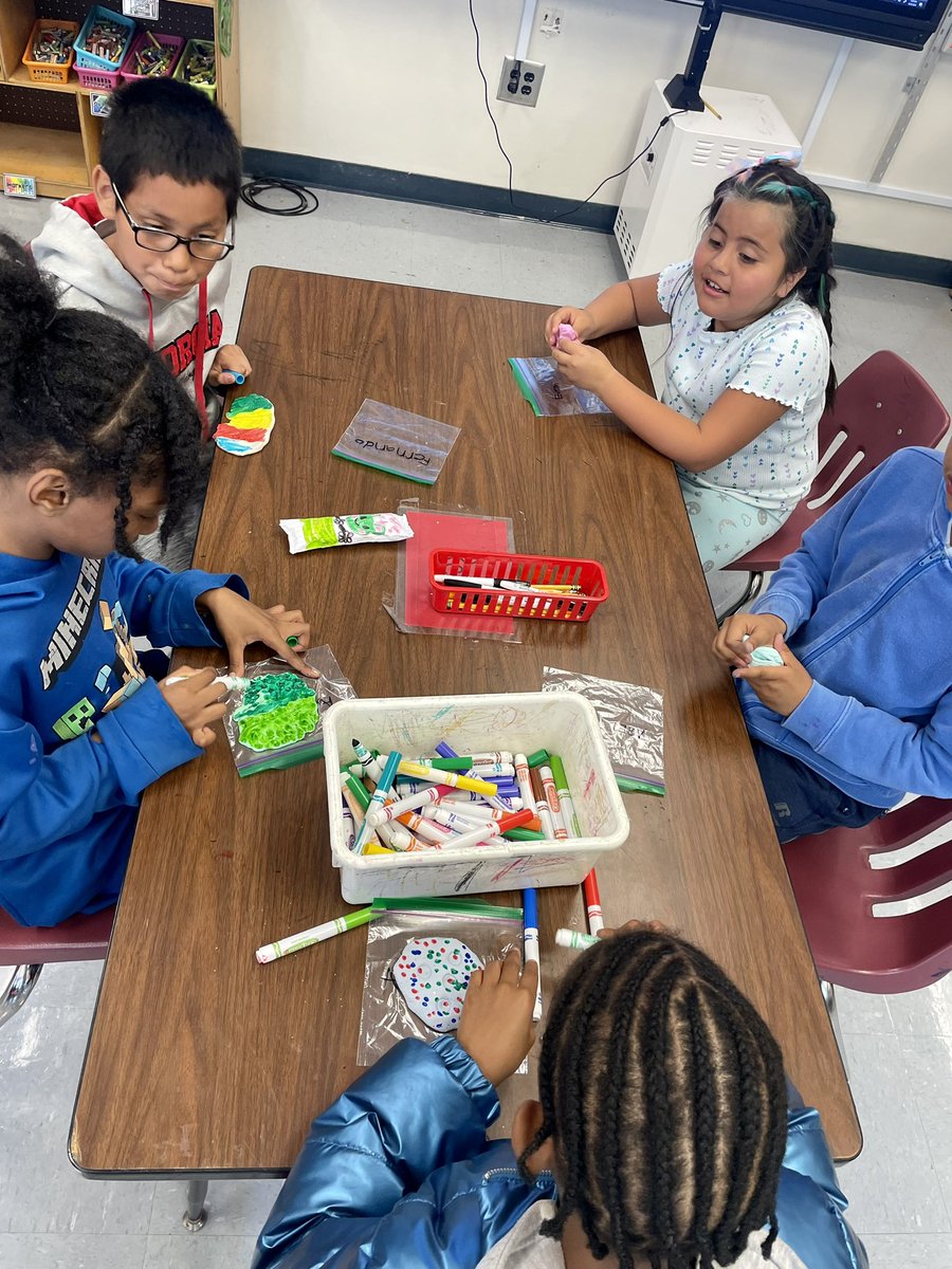 KSmith_ArtEd's tweet photo. Grade 3 has also been begging me to make “fluffy slime” so last week we did. They loved it ! Fluffy slime= model magic clay+hand sanitizer+lotion. It makes the clay soft and stretchy.. and germ-free 😆 @apsupdate @APSBenteen @docdrewlovett @DrCSLPadgett https://t.co/jP7YwcN1E7