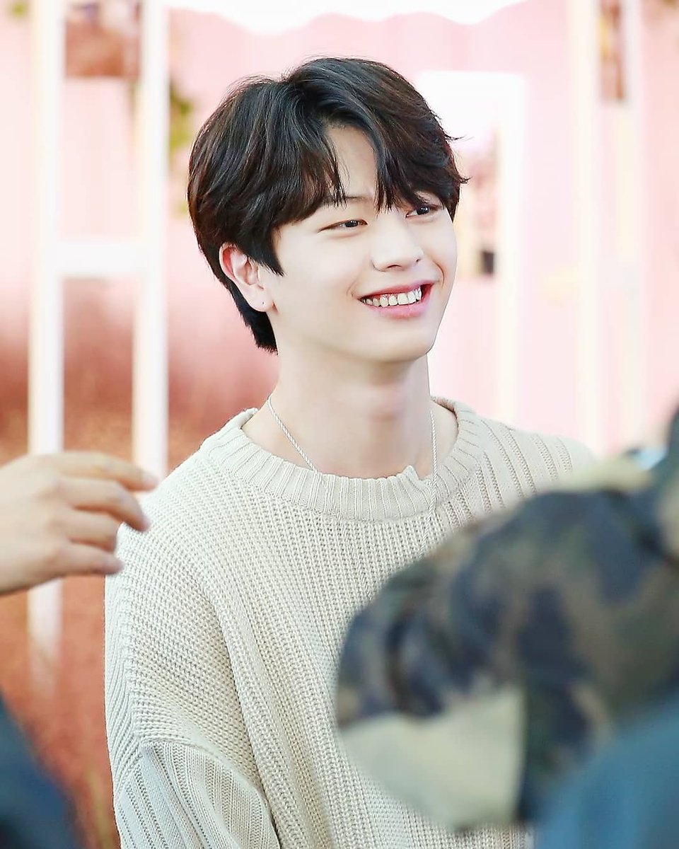 rutuvs24's tweet photo. Happy Birthday my little ball of sunshine. May you always stay blessed and keep smiling  💛🍀🎣🦊👌
#HappYookSungjae
#나의_바람_성재야_생일축하해
@OFFICIALBTOB https://t.co/jyzDrYiw7K