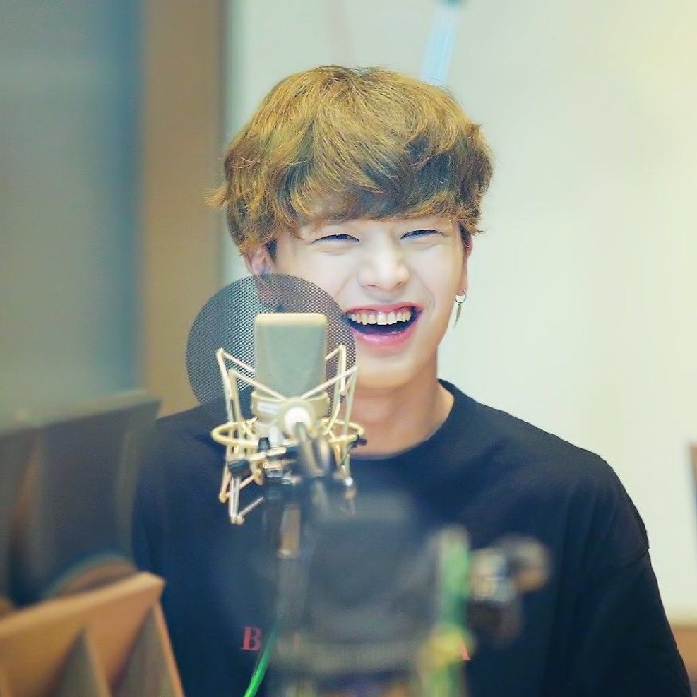 rutuvs24's tweet photo. Happy Birthday my little ball of sunshine. May you always stay blessed and keep smiling  💛🍀🎣🦊👌
#HappYookSungjae
#나의_바람_성재야_생일축하해
@OFFICIALBTOB https://t.co/jyzDrYiw7K