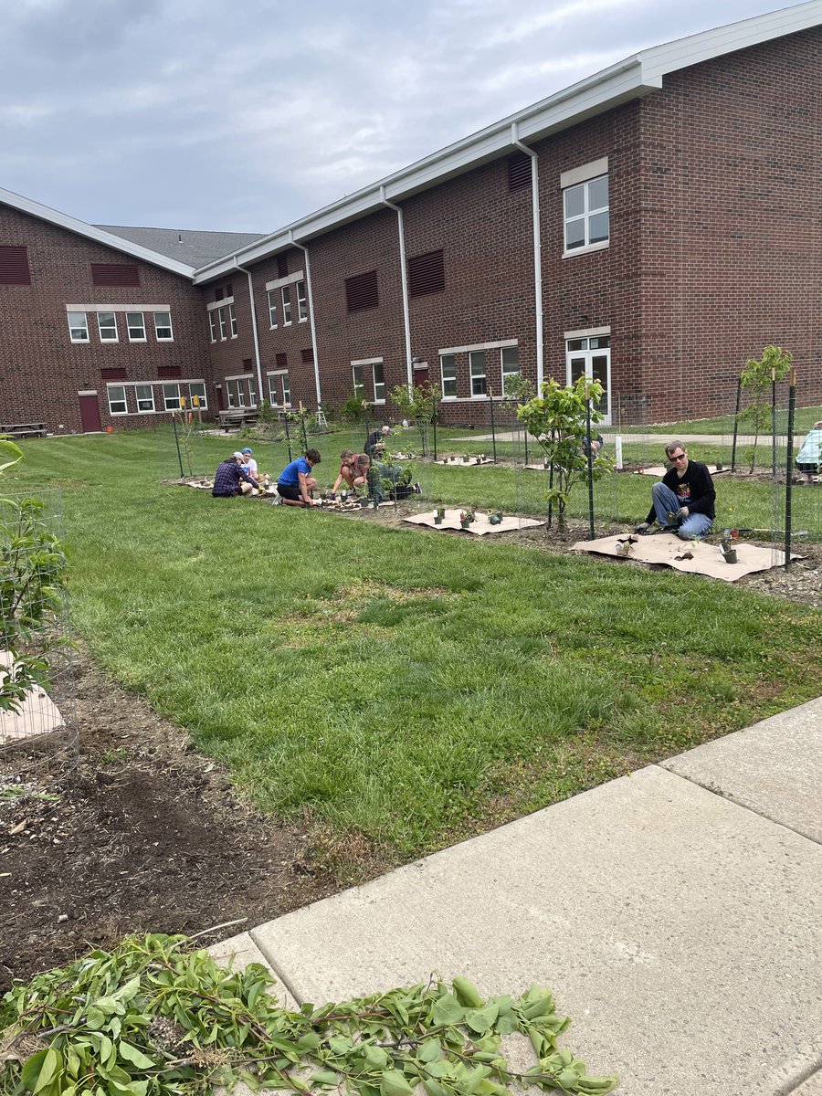 JEE Foods tweet media