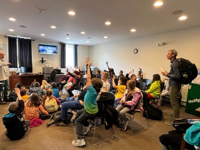 Third Graders marched their PSA posters to the mayor’s office. This project has created momentum thanks to their enthusiasm. Mayor Schenk and Kris Dobson of the NYWEA promised to continue next steps. Stay tuned…#naplescsd