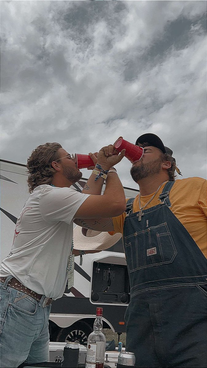 KaulinStanger21's tweet photo. LJT.. you hurt me. But I’ll see you next year. ⭐️⭐️⭐️⭐️⭐️ https://t.co/NX6Jal0B3a