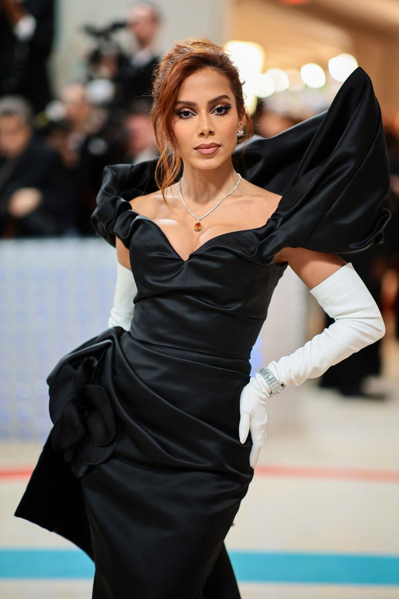 etnow's tweet photo. Anitta at the #MetGala is everything. https://t.co/ieLyLhw4YH
