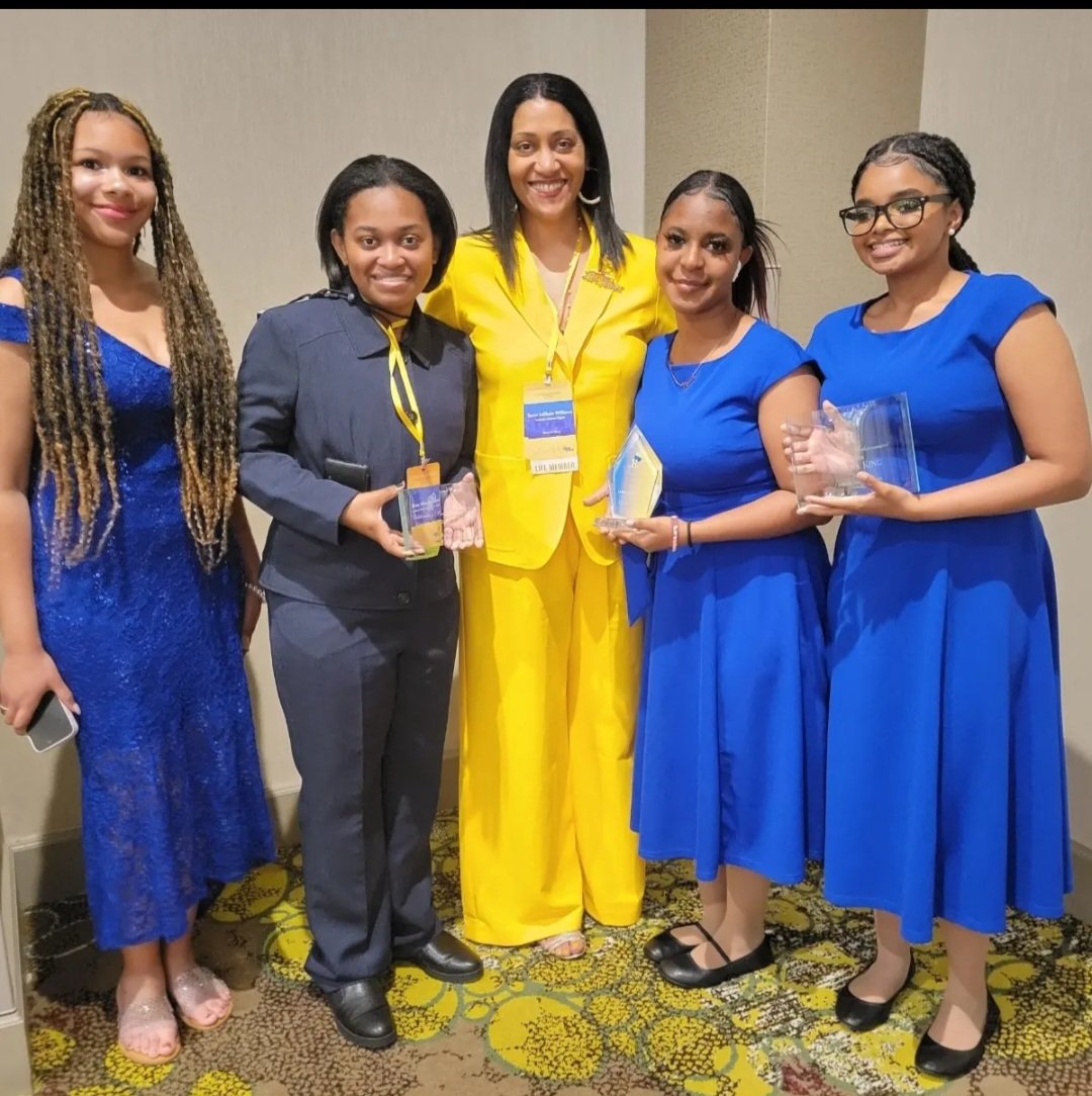 SRhoers's tweet photo. Congratulations to our Western Region 2023 Award Winner!

Rhoer Club of the Year - Lambda Gamma Sigma Rhoer Club in Pomona, CA. https://t.co/8SWlIzimsD