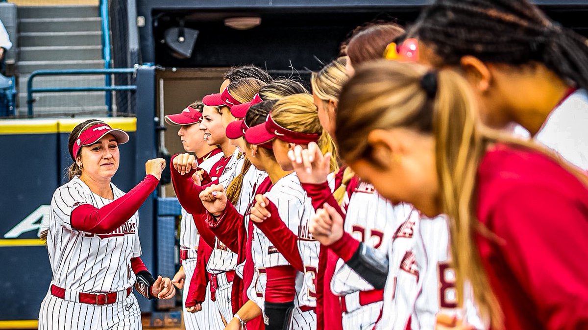 Seminoles's tweet photo. ✨ 𝑺𝒆𝒎𝒊𝒏𝒐𝒍𝒆 𝑺𝒑𝒐𝒕𝒍𝒊𝒈𝒉𝒕 ✨

@hallie_wacaser was 𝒎𝒂𝒔𝒉𝒊𝒏𝒈 for @FSU_Softball last week. 

She hit .700 in four wins for the #noles over Florida and Notre Dame. Against Notre Dame, she finished 6-for-8 which included a six-RBI performance in game 2 of the series https://t.co/wRi0YclS0S