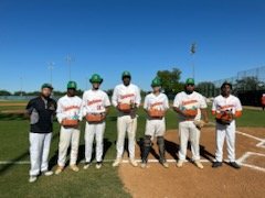 SAhouston_BB's tweet photo. Thank you to our  senior class for all your hard work and dedication to our baseball program. The foundation is set and we will continue to bulid #makenoexcuses https://t.co/Hm0JvGGqgh