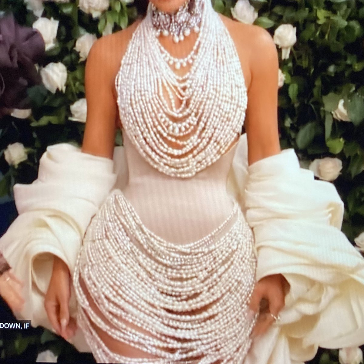 Kim Kardashian at the #MetGala wearing Schiaparelli