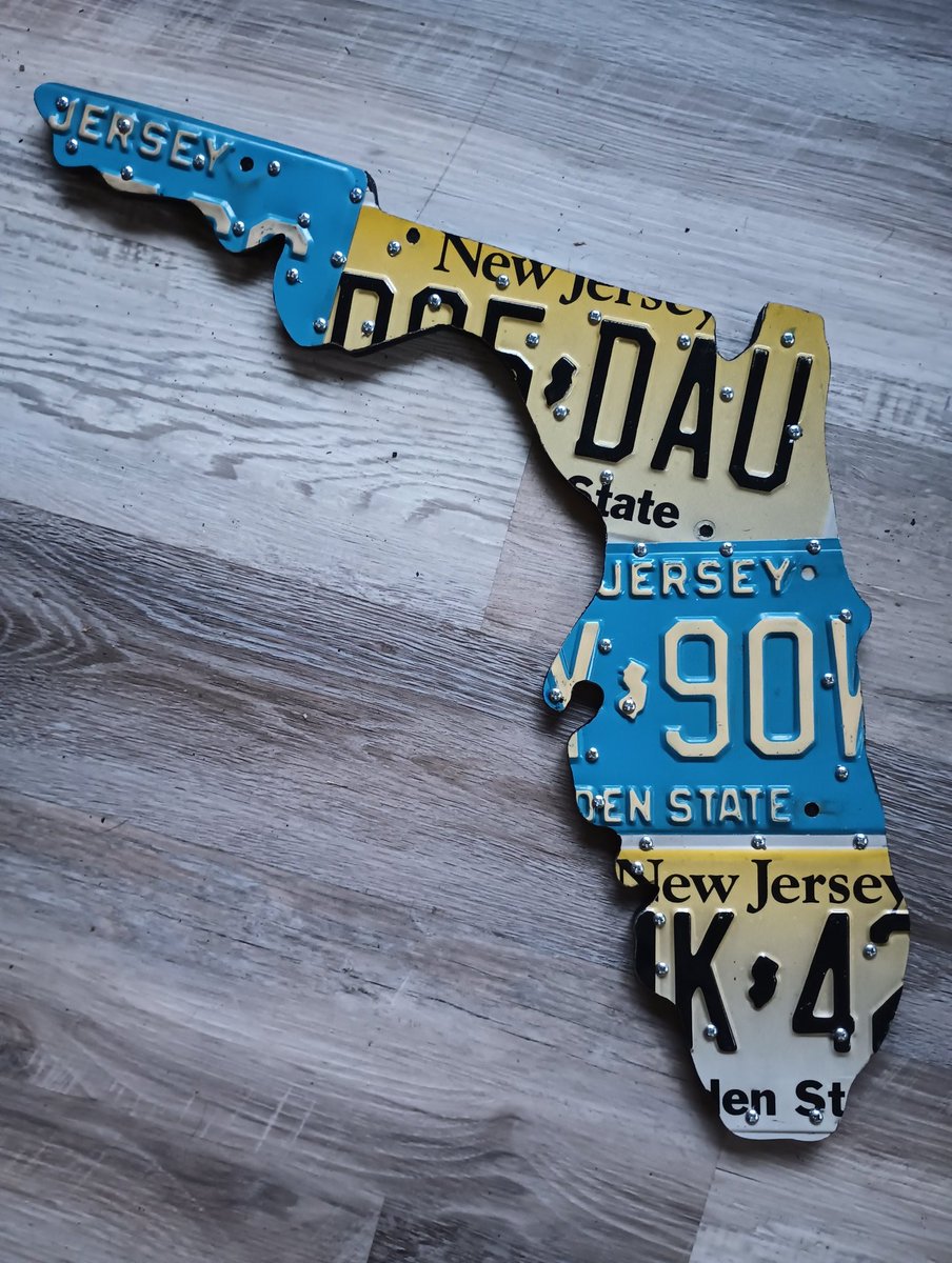 Kind of a odd but cool custom order I just finished up. Customer supplied their own plates. Three Florida map shapes made out of all New Jersey plates. #licenseplatestuff #licenseplatecrafts #licenseplateart #custommade #florida #jersey #NewJersey #floridaart #newjerseyart
