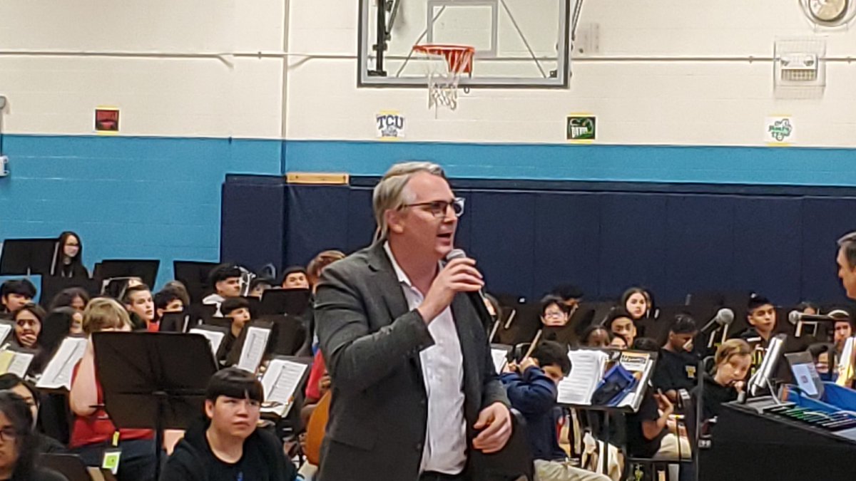 gisdengagement's tweet photo. It's Dr. Adams on the mic in front of a full house at Jackson MST for tonight's GISD Bond 2023 townhall meeting.   @gisdnews @Jackson_Vikings https://t.co/I4uYwP2MLv