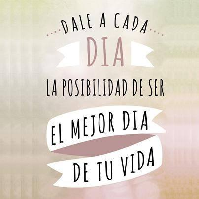 “Si me siento deprimido cantaré. Si me siento triste reiré. (...) Si siento miedo me lanzaré adelante. (...) Si me siento insignificante recordaré mis metas. Hoy seré dueño de mis emociones”.
Og Mandino, escritor estadounidense.