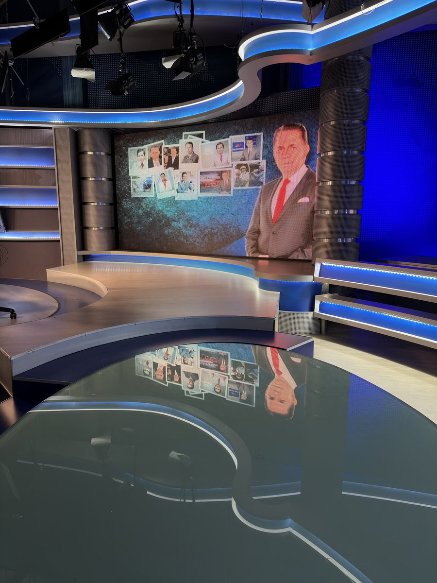 Después de 17 años, hoy es el último noticiero acompañando a mi  #QueridoDonAlfonso
<a href="/ecuavisa/">Ecuavisa</a>