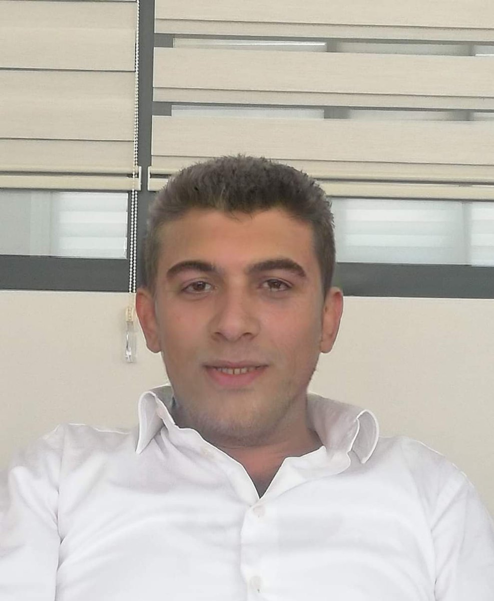 Kız öpüşmeyi o kadar büyük bir ahlaksızlık olarak görüyor ki  nasıl dünyaya geldigini öğrense kesin babasını pıçaklar 🌹🧿🌹