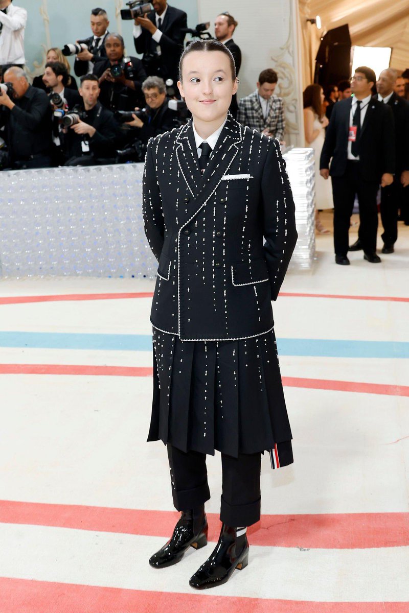 popcultureshub's tweet photo. Bella Ramsey at #MetGala https://t.co/0rjJ23GWg2