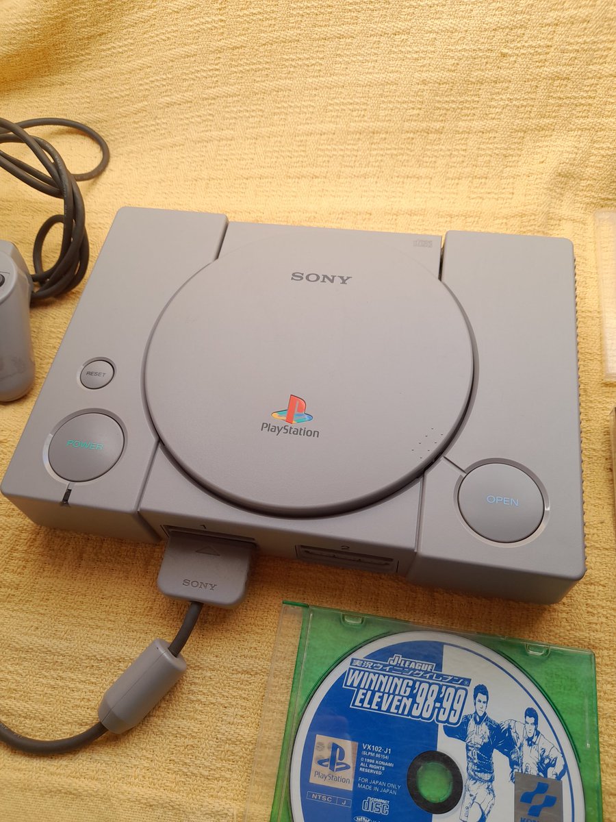 MaiconMono's tweet photo. A genki dama pro Nintendo Switch tá quase pronta, quem puder ajudar a dar um RT pra chegar no próximo dono agradeço!
PS1 Bloqueado Japonês Conservadíssimo!!! Com jogos originais japoneses, entre eles RE2, Tetris..envio Via OLX PAY!!! Valor: 660.00✌🏻 https://t.co/4samRcMoOQ