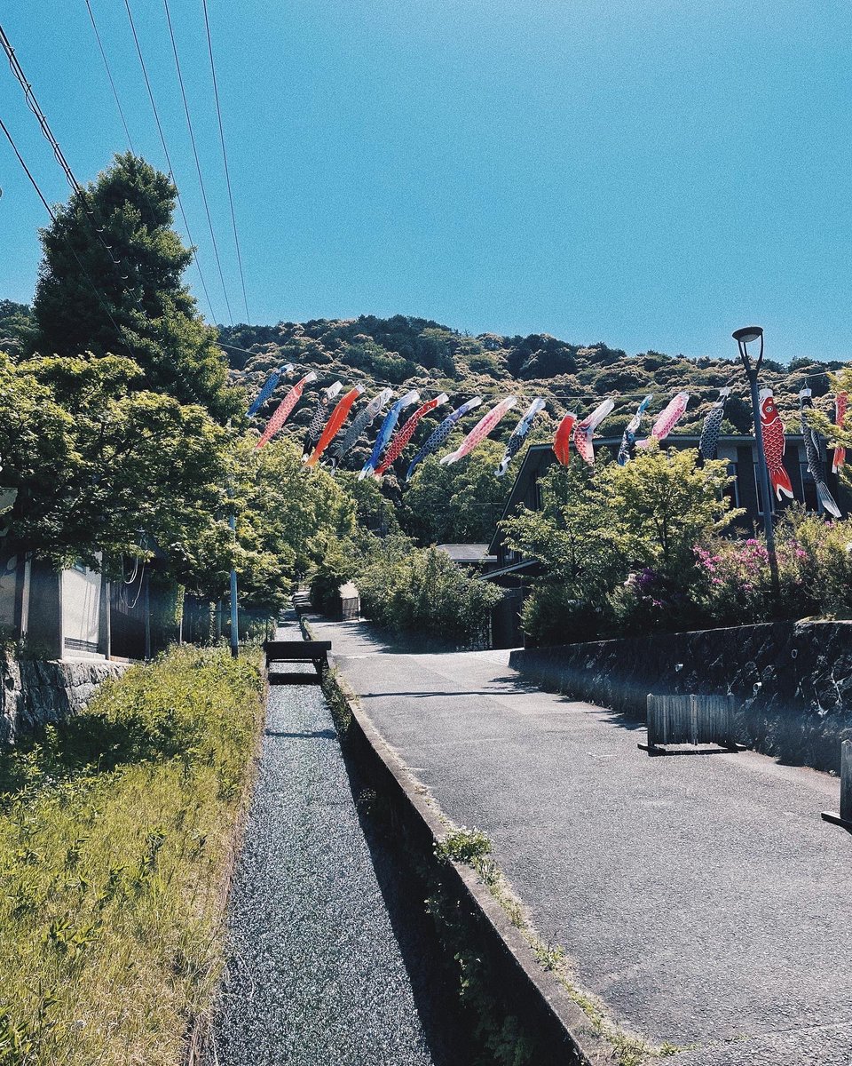 keytec_ez's tweet photo. おはようございます🌞
今日の神戸市の天気は『晴れ』
最高気温は『22℃』
5/5ぐらいまではお天気もよさそうですね✨
よいGWをお過ごしください!
本日もよろしくお願いします
#KEYTEC #企業公式つぶやき部 #神戸市
#企業公式が毎朝地元の天気を言い合う
#鯉のぼり #GW https://t.co/u999nsSaXP