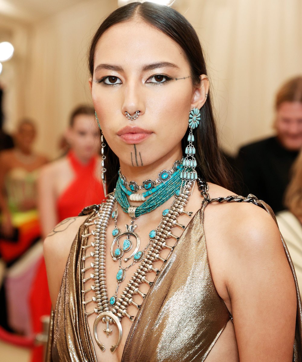 belllmonts's tweet photo. every met gala quannah chasinghorse literally never misses... you dropped this queen 🫴👑 https://t.co/g4ATiAQKkA
