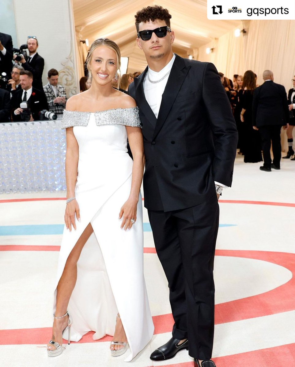 QB1 cleans up nice. 

<a href="/PatrickMahomes/">Patrick Mahomes II</a> | #MetGala