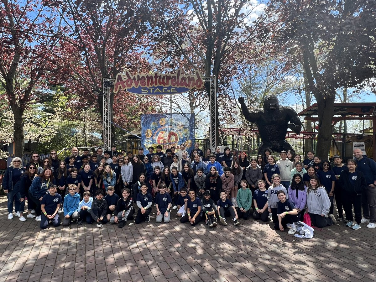 c_psaros's tweet photo. 🎢6th Grade Trip to Adventureland🎢
@polk_street #WeAreFranklinSquare https://t.co/eaDH0wvYhx