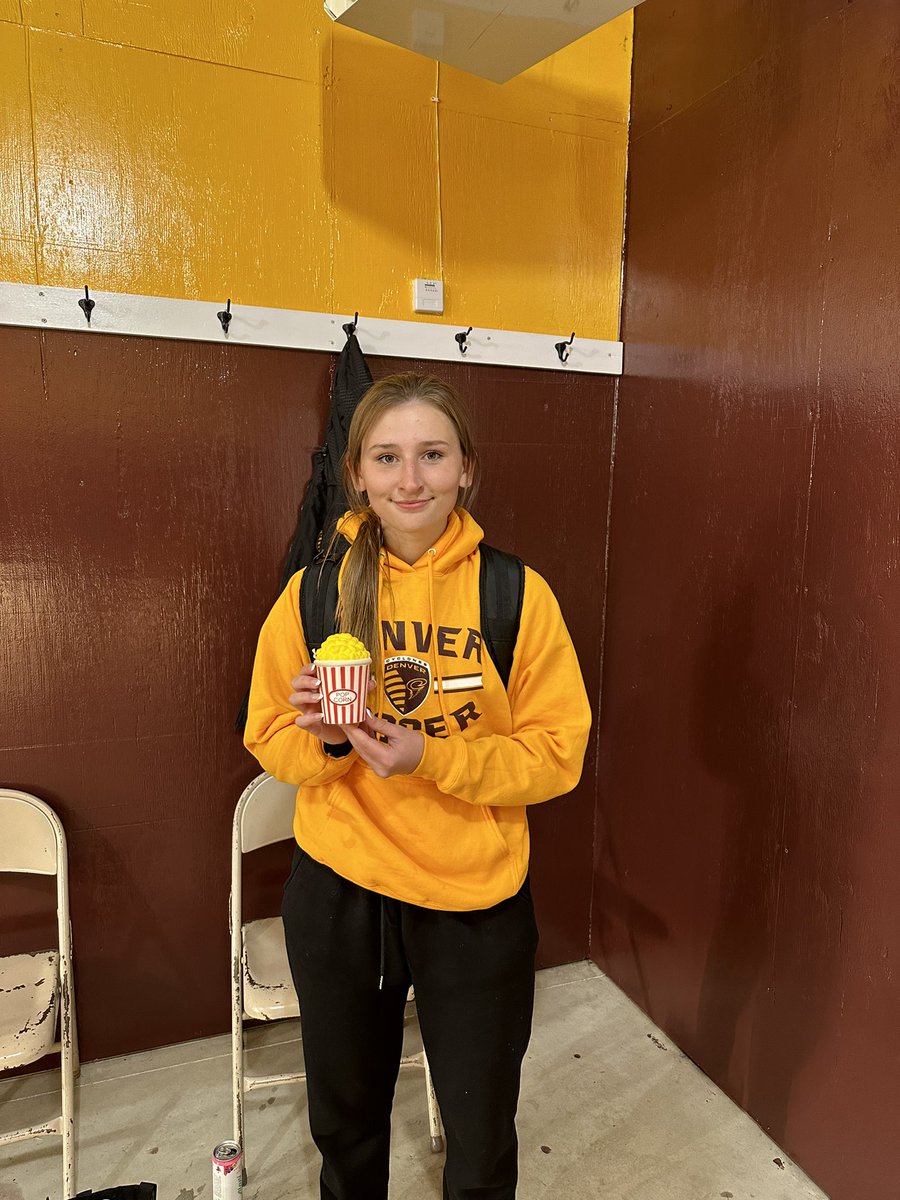 DenverGsoccer's tweet photo. Tonight’s player of the match, @KlairHeim !
Adversity in the first half, strong wind in our face. Klair locked it down, won balls, and made sure we kept the ball in their half! #PopcornPopping 🍿 https://t.co/Z59mxs613U