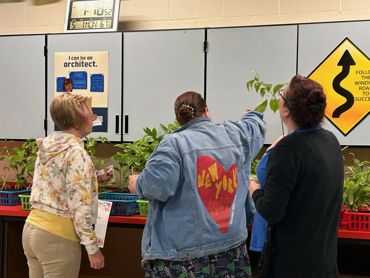 Principal_JonesHCPS tweet media