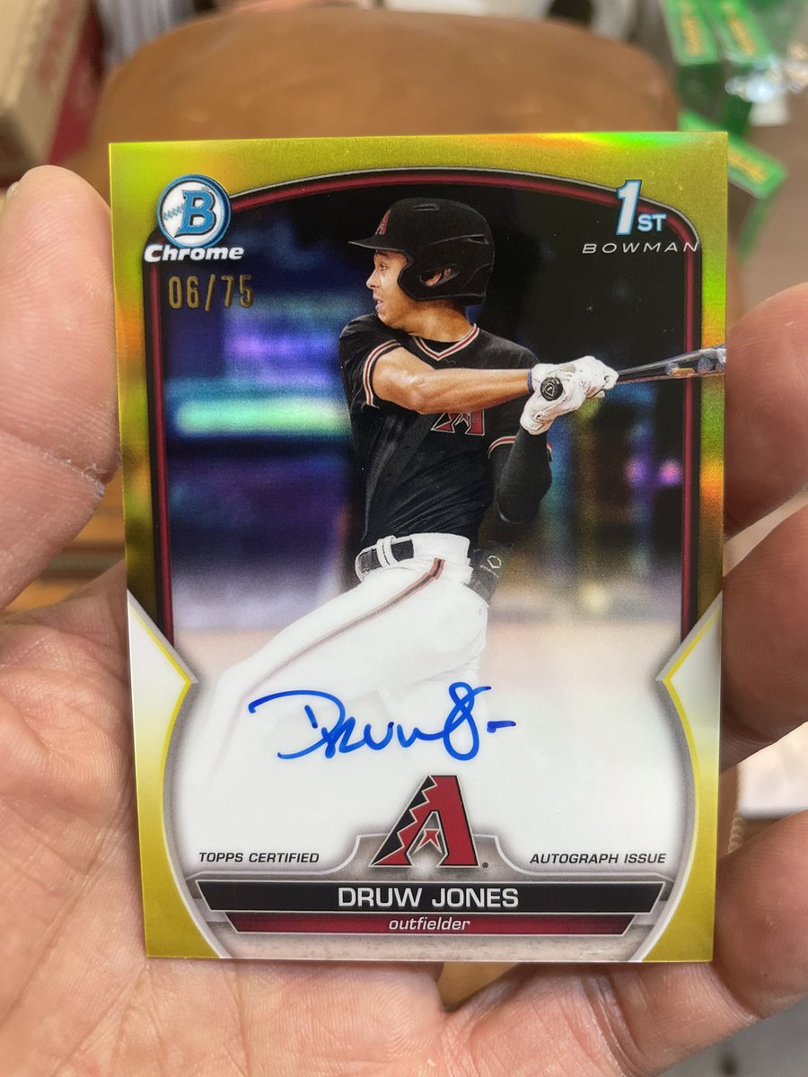 JkSmalltime's tweet photo. #blame12 for me pulling this banger out of the 2023 Bowman Hobby box today. Weโre having too much fun making dough breaking boxes. ๐๐ค๐ @xxx12thmanxxx @MrHD_30 @RespectedRhinos #RhinosSportsClub #ISeeSomething #SleeveIt ๐ฅ๐ฅ๐ฅ https://t.co/plKt5ccKxf