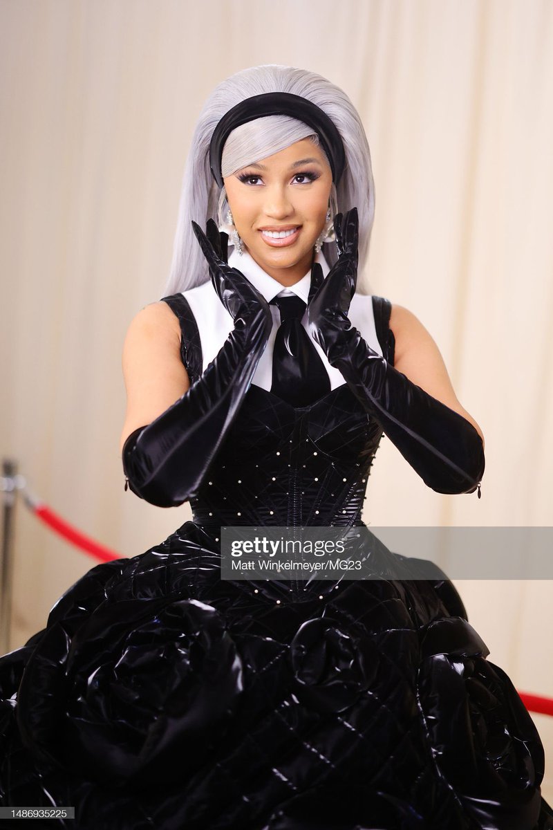 notgwendalupe's tweet photo. cardi b at the met gala 🤍 #MetGala https://t.co/rQccABxp5S