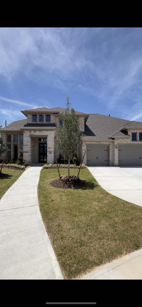 blakebartlett5_'s tweet photo. Tour of this beautiful home on my instagram : blaketherealtorhtx go check it out https://t.co/0sy3Ty1IfH