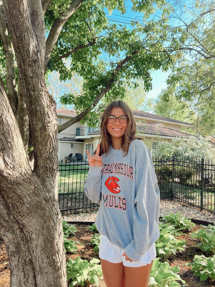 SSN_NCAASoccer's tweet photo. 2024 Forward Patsy O'Brien has committed to Central Missouri. 

Congrats @PatsyAob!!! https://t.co/Y7jFlKQZB6