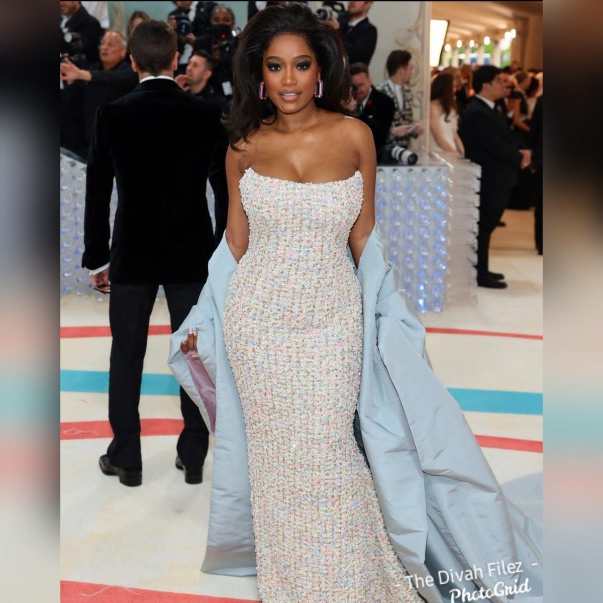 thedivahfilez's tweet photo. #KekePalmer glowing at the Met Gala! https://t.co/MbpqmgiJYo