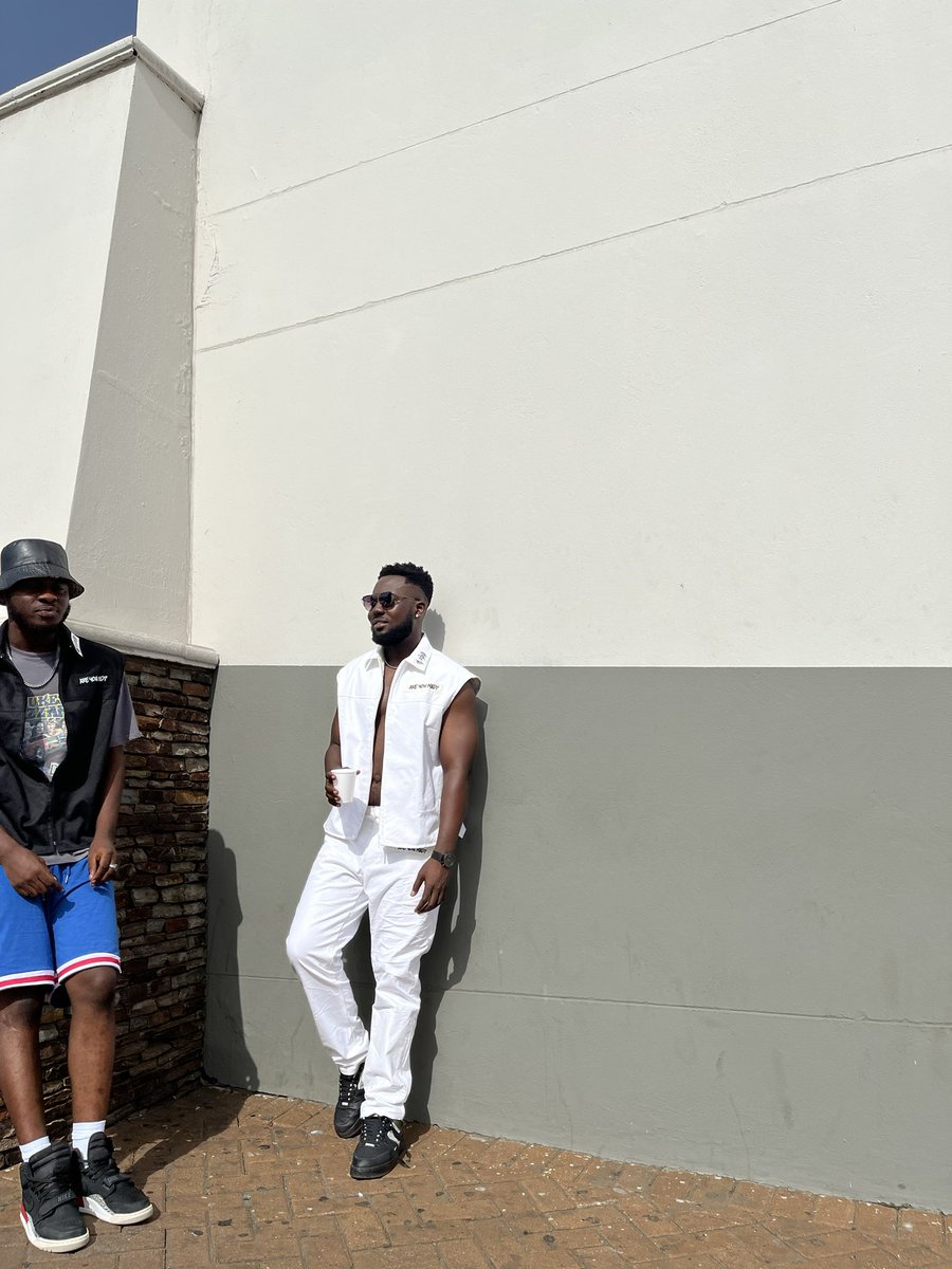KojoManuel's tweet photo. I canβt believe I can actually wear my own fits. This shit is addictive!!
cc @officialennon
#MADMerch https://t.co/x8sJJwr74I