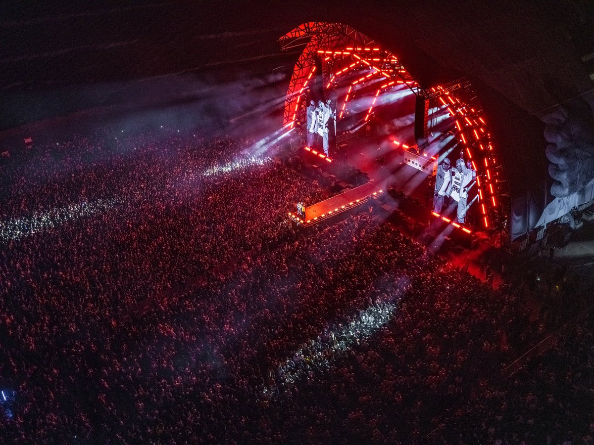 sitw's tweet image. VA Beach is out of this world 🌎🚀🌊