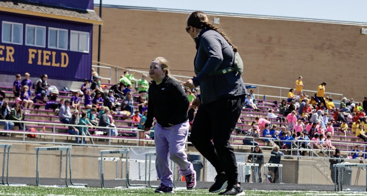 We hosted Hayward for their meet today, displaying great leadership as athletes and school reps. There is value in belief in oneself, picking up a teammate who needs it, encouraging another to finish the race, or cheering on your team. A great example of PiONEer FAMILY!