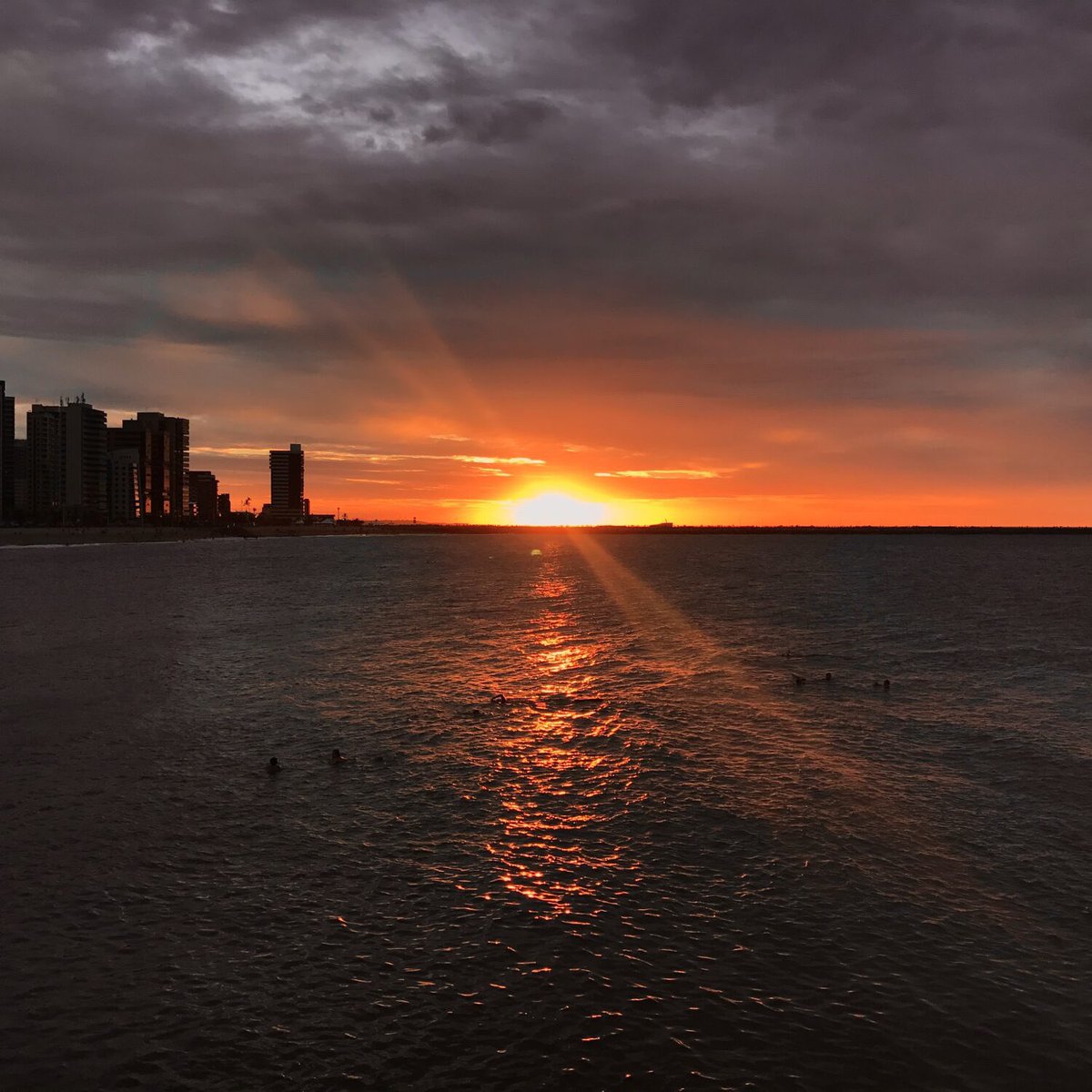 stack those sats.HODL tweet media