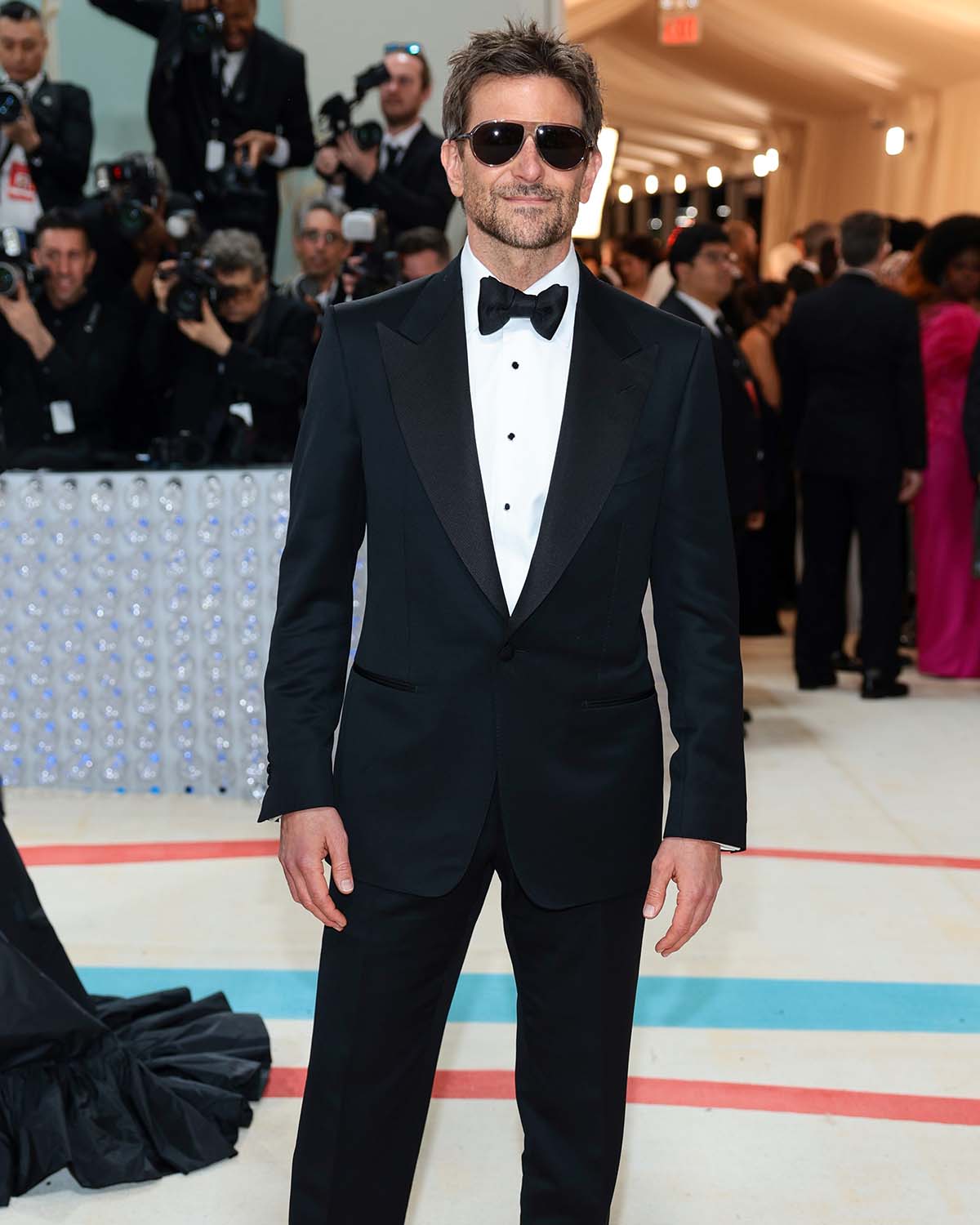 TOM FORD on X: #BRADLEYCOOPER WEARING A #TOMFORD TUXEDO TO THE 2023 MET  GALA. #TOMFORD #TFRedCarpet #MetGala2023  / X