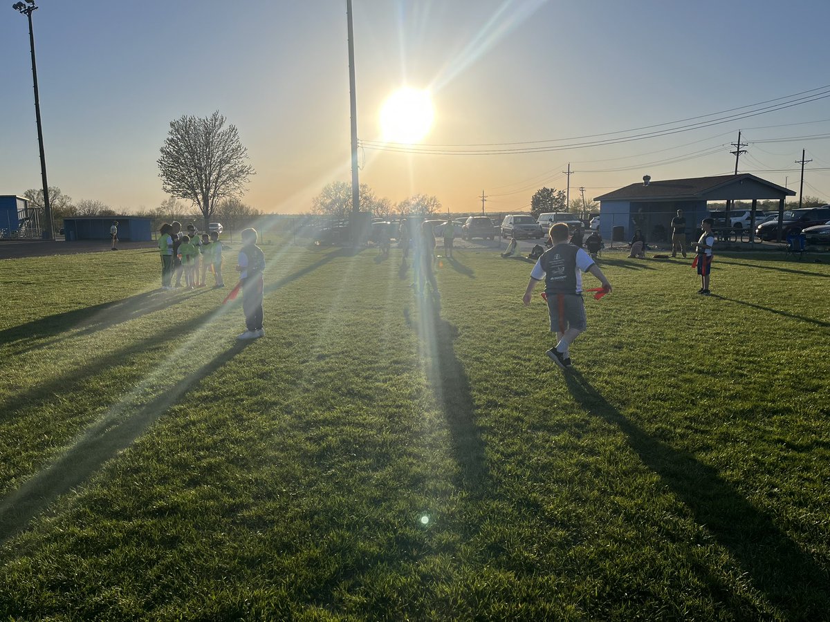 Bellevue East Football tweet media