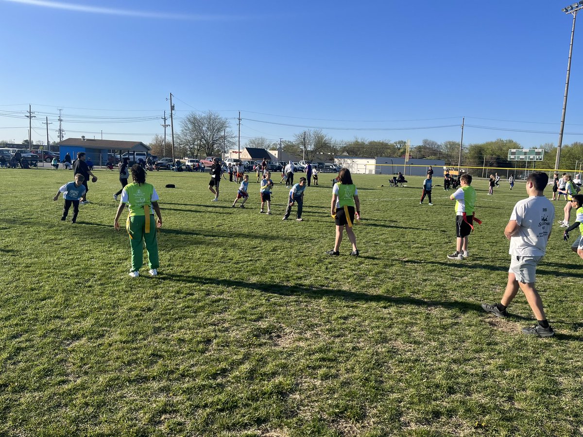 Bellevue East Football tweet media